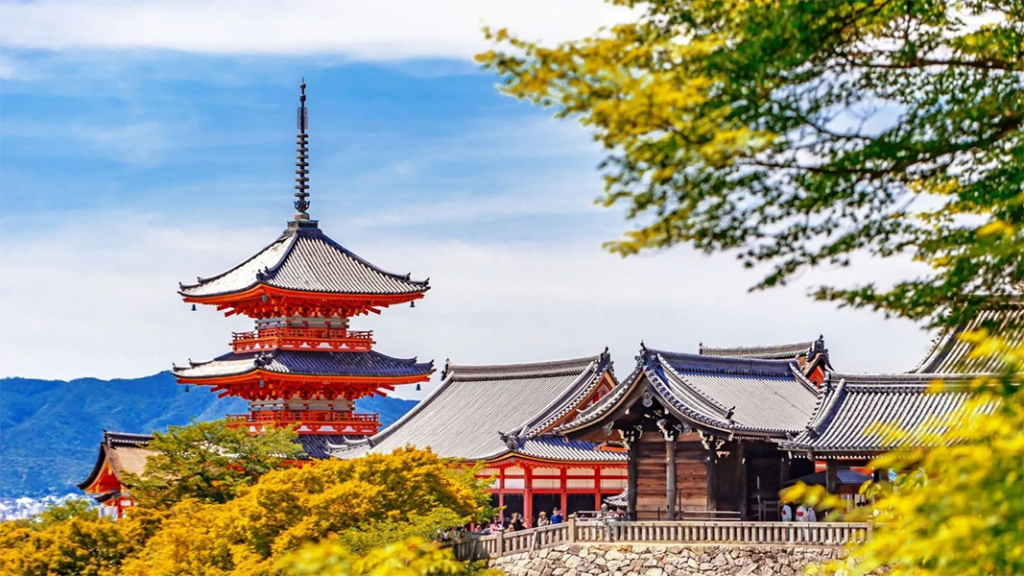 destinations pour le slow travel : Kyoto : tradition et sérénité au Japon