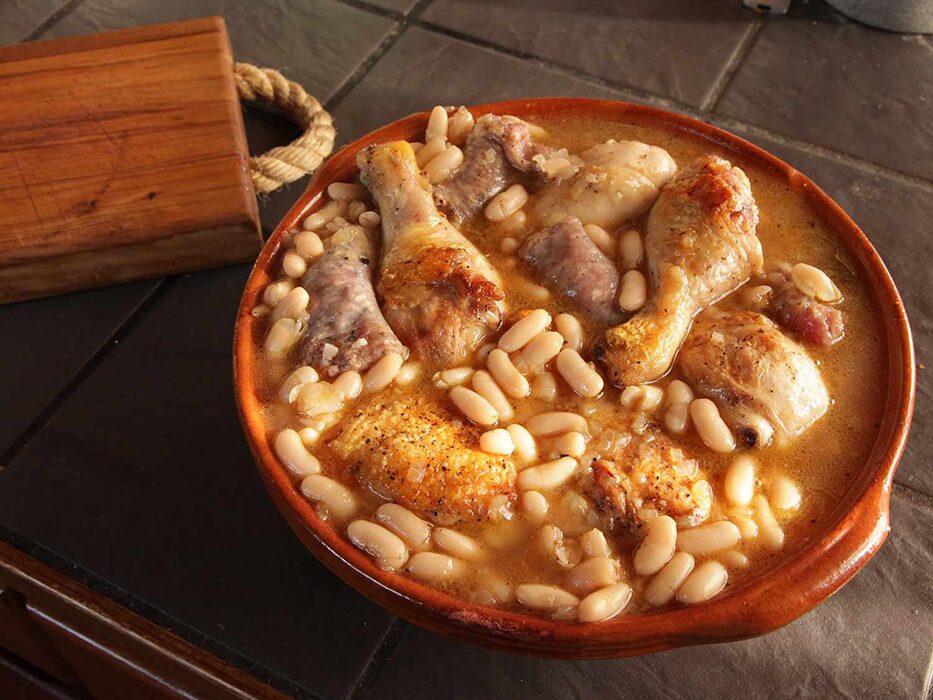 Le cassoulet français : tradition du Sud-Ouest